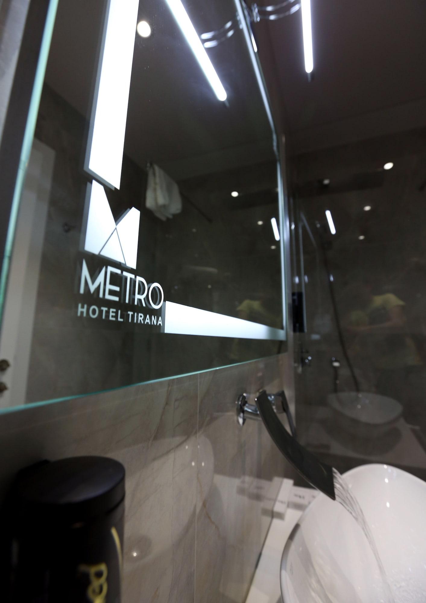 Metro Hotel Тирана Екстер'єр фото